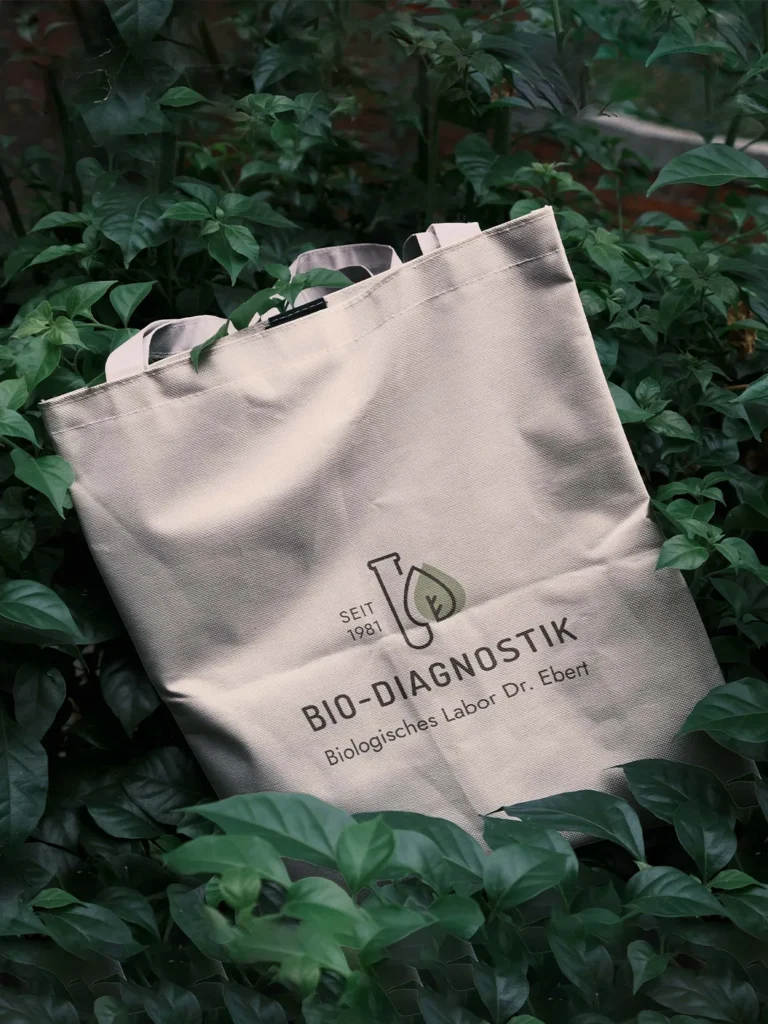 melody-clemons-design-services-graphic-design-bd-healthcare-tote